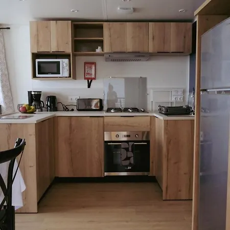 Horizon 44 Feriehus *